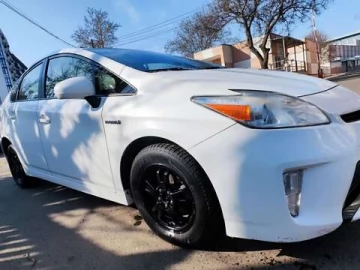 Авто Toyota Prius 2014 № 7530753