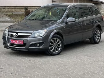 Авто Opel Astra 2010 № 7530975
