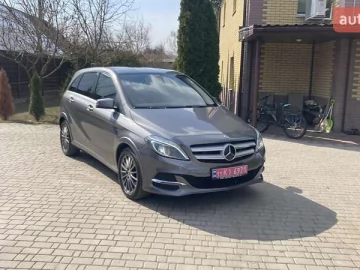 Авто Mercedes B-Class 2017 № 7531068