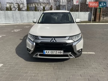 Авто Mitsubishi Outlander 2019 № 7531169