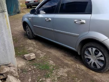 Авто Chevrolet Lacetti 2007 № 7531297
