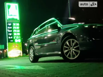 Авто Renault Laguna 2011 № 7531451