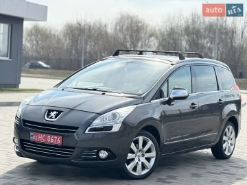 Авто Peugeot 5008 2011 № 7531470