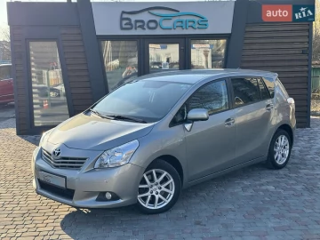 Авто Toyota Verso 2012 № 7531559