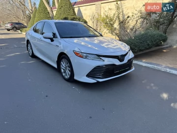 Авто Toyota Camry 2021 № 7531684