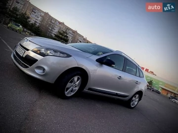 Авто Renault Megane 2010 № 7531898