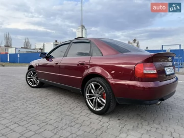 Авто Audi A4 2000 № 7531919