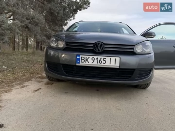 Авто Volkswagen Golf 2010 № 7531923
