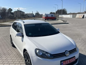 Авто Volkswagen Golf 2010 № 7531958