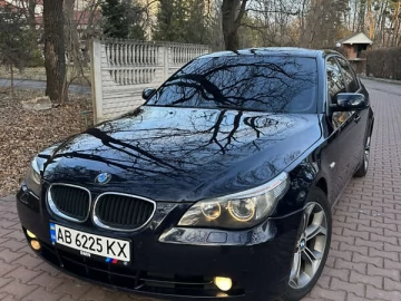Авто BMW 5 Series 2003 № 7531975
