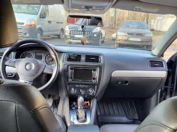 Авто Volkswagen Jetta 2014 № 7531994