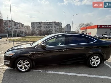 Авто Ford Mondeo 2011 № 7532003