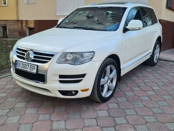 Авто Volkswagen Touareg 2010 № 7532119