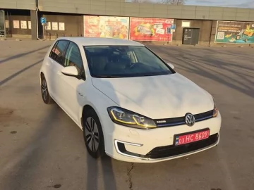 Авто Volkswagen E-Golf 2018 № 7532131