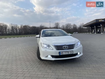 Авто Toyota Camry 2012 № 7532155