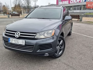 Авто Volkswagen Touareg 2012 № 7532200
