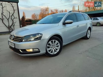 Авто Volkswagen Passat 2010 № 7532624