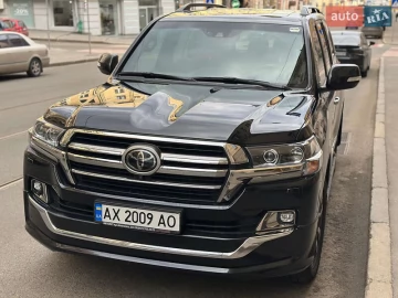 Авто Toyota Land Cruiser 2019 № 7532874