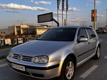 Авто Volkswagen Golf 2002 № 7532899