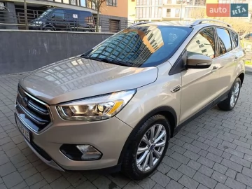 Авто Ford Escape 2017 № 7533321