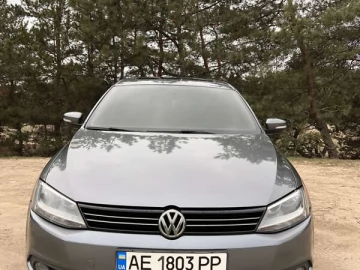 Авто Volkswagen Jetta 2011 № 7533613