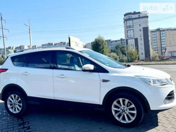 Авто Ford Kuga 2014 № 7533876