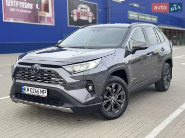 Авто Toyota Rav4 2023 № 7534004