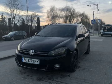 Авто Volkswagen Golf 2010 № 7534106