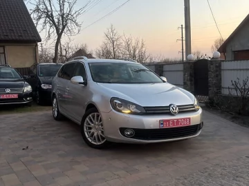 Авто Volkswagen Golf 2010 № 7534109