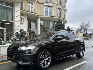 Авто Audi Q8 2020 № 7534586