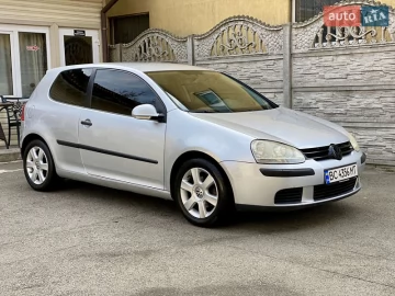 Авто Volkswagen Golf 2005 № 7534853
