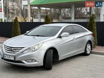 Авто Hyundai Sonata 2012 № 7534890