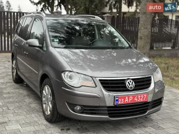 Авто Volkswagen Touran 2009 № 7534912