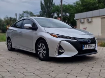 Авто Toyota Prius 2021 № 7535047