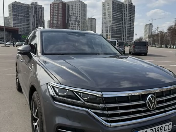 Авто Volkswagen Touareg 2021 № 7535081