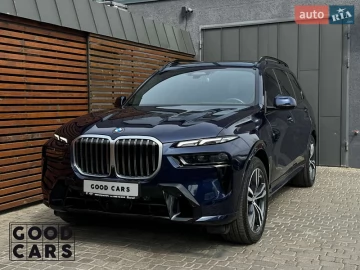 Авто BMW X7 2023 № 7535083