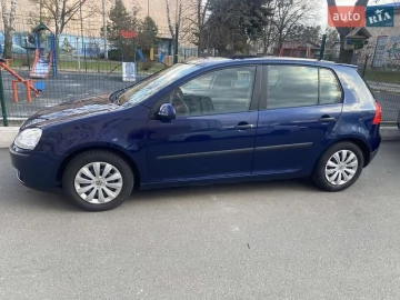 Авто Volkswagen Golf 2004 № 7535216