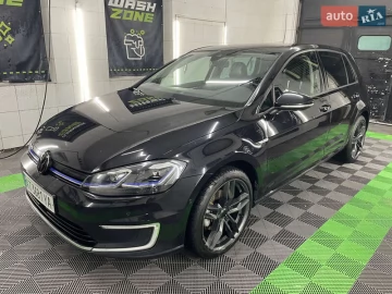 Авто Volkswagen E-Golf 2018 № 7535352