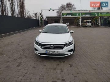 Авто Volkswagen Passat 2020 № 7535400