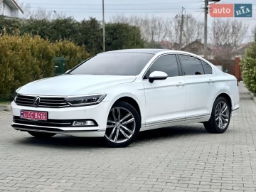 Авто Volkswagen Passat 2018 № 7535420