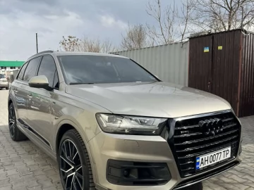 Авто Audi Q7 2016 № 7535455