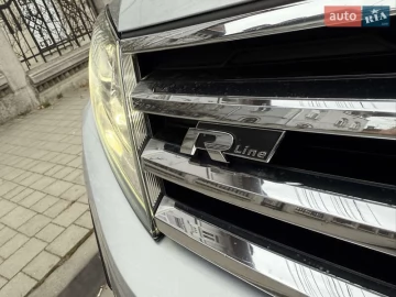 Авто Volkswagen Touareg 2017 № 7535882