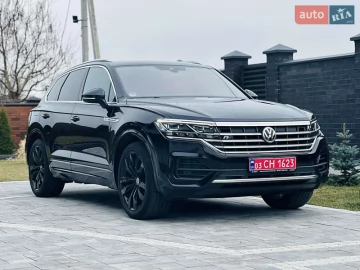 Авто Volkswagen Touareg 2019 № 7535892