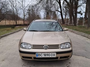 Авто Volkswagen Golf 2001 № 7535938
