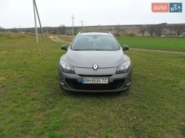 Авто Renault Megane 2011 № 7536105