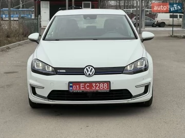 Авто Volkswagen E-Golf 2014 № 7536150