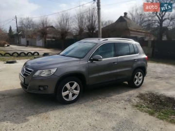Авто Volkswagen Tiguan 2009 № 7536184