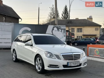 Авто Mercedes E-Class 2012 № 7536194