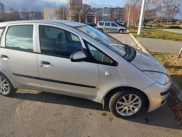 Авто Mitsubishi Colt 2006 № 7536478