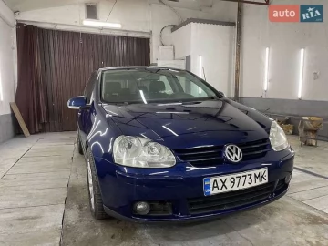 Авто Volkswagen Golf 2004 № 7536492